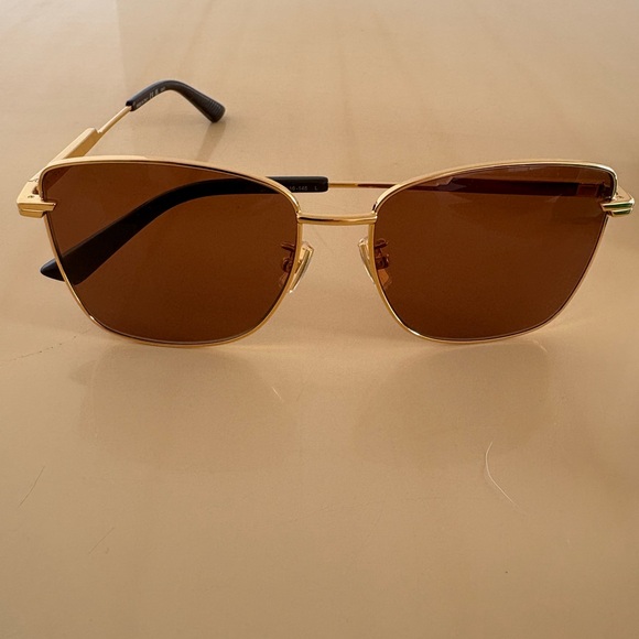 Bottega Veneta Gold Frame Sunglasses with Brown Lenses - Picture 2 of 11
